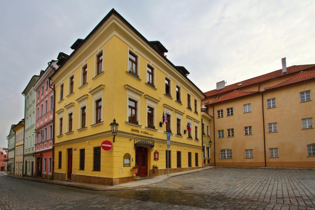 U Pava Hotel Praha Bagian luar foto