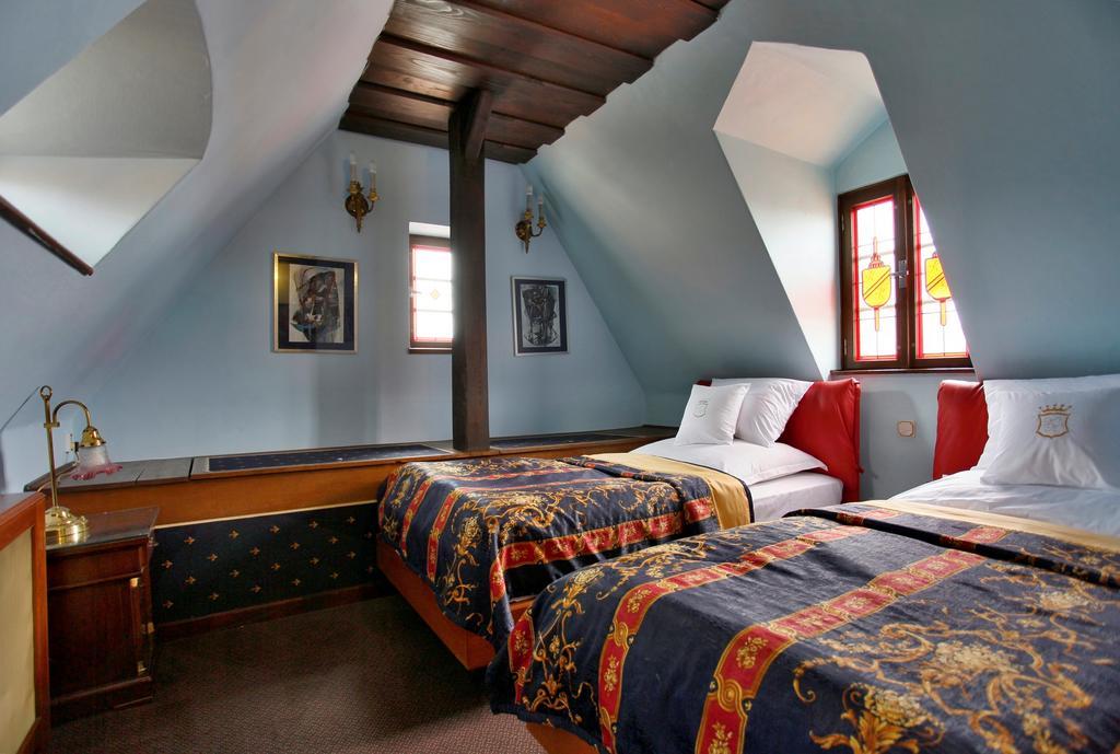U Pava Hotel Praha Bagian luar foto