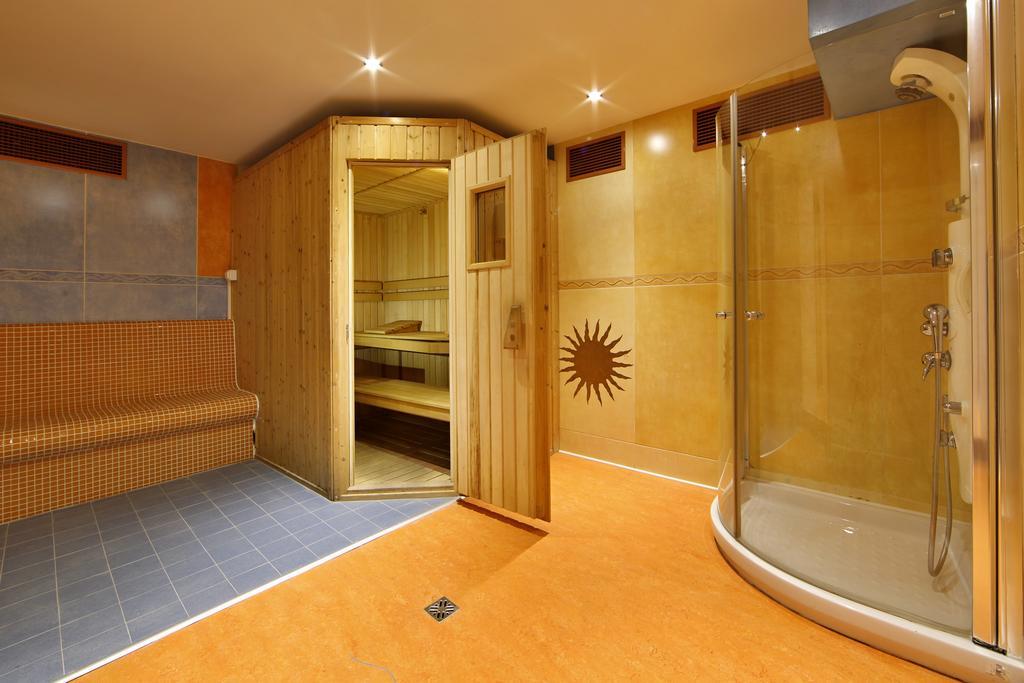 U Pava Hotel Praha Bagian luar foto
