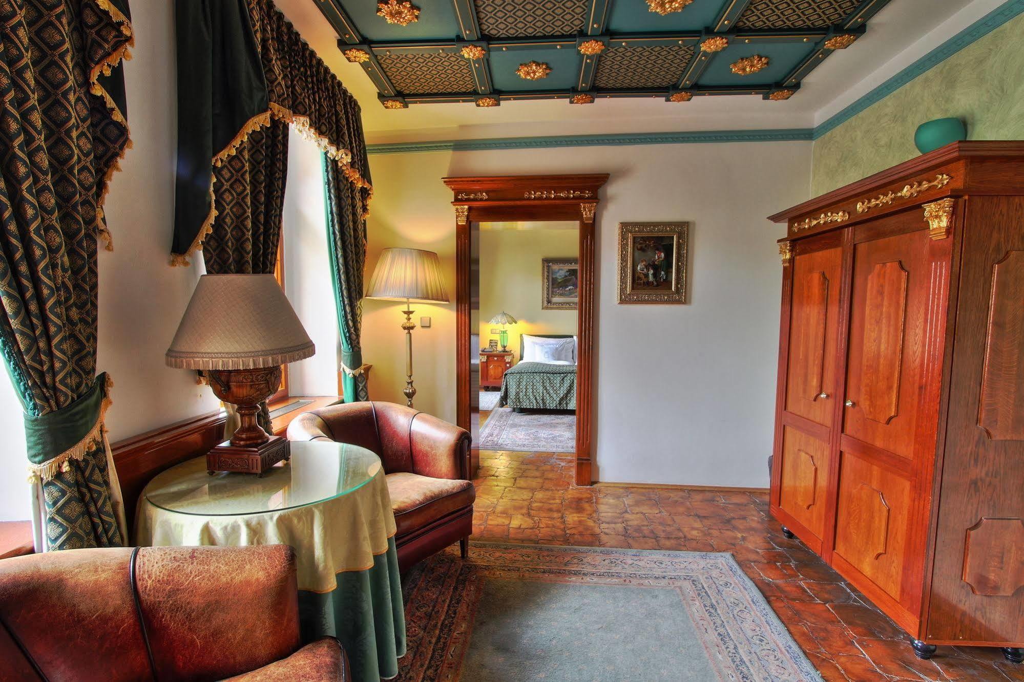 U Pava Hotel Praha Bagian luar foto