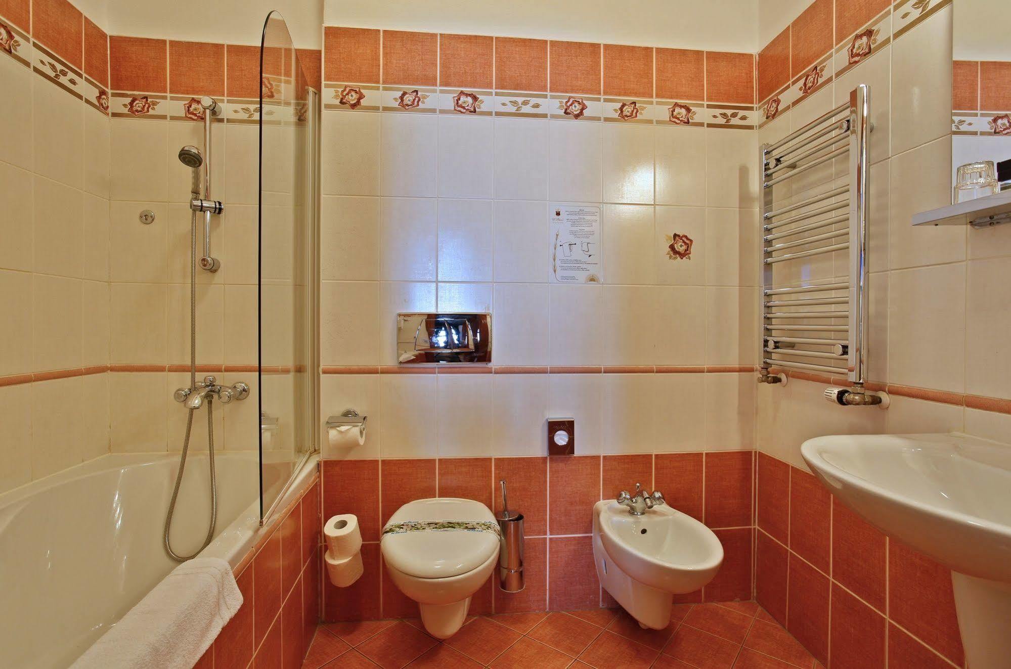 U Pava Hotel Praha Bagian luar foto