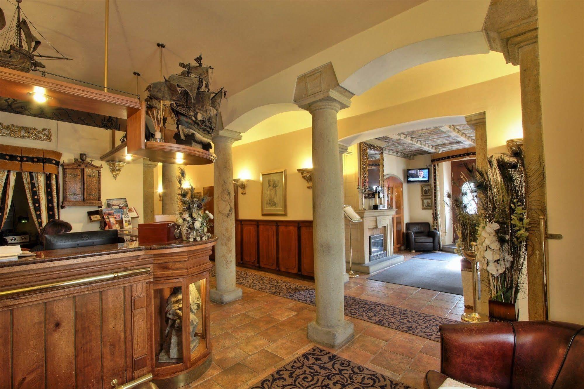U Pava Hotel Praha Bagian luar foto
